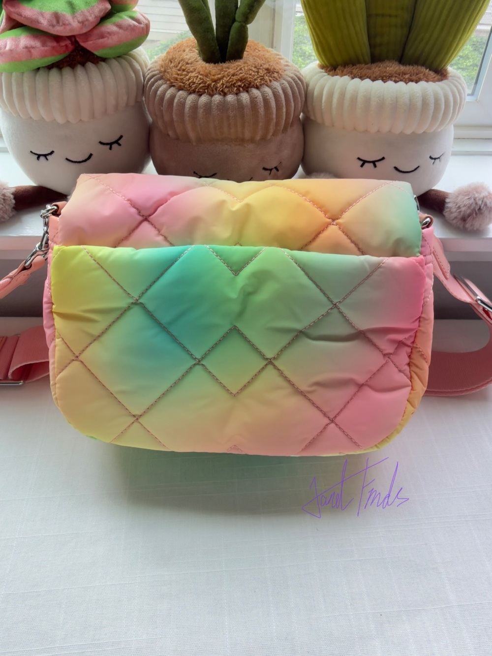 NWOT 🌈 Marc Jacobs Diamond Quilt Utility Messenger Bag in Desert Sun Multi - Picture 3 of 8